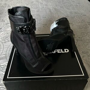 Karl Lagerfeld Boot Heels